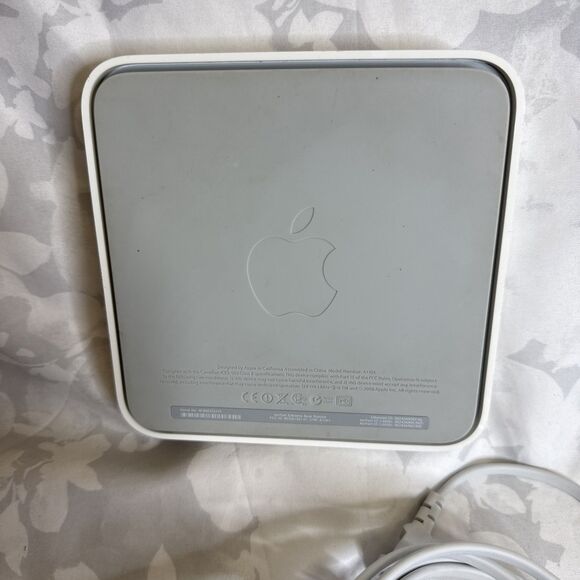 2008 Apple AirPort Extreme Base Station Model A1301 Wireless Router - Picture 1 of 5